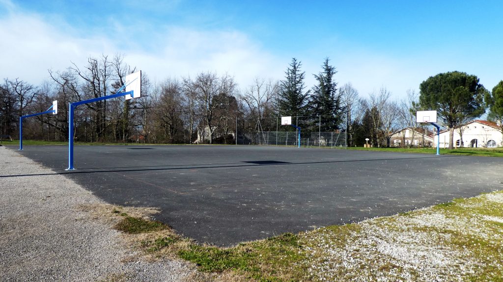 Terrains de basket extérieurs
